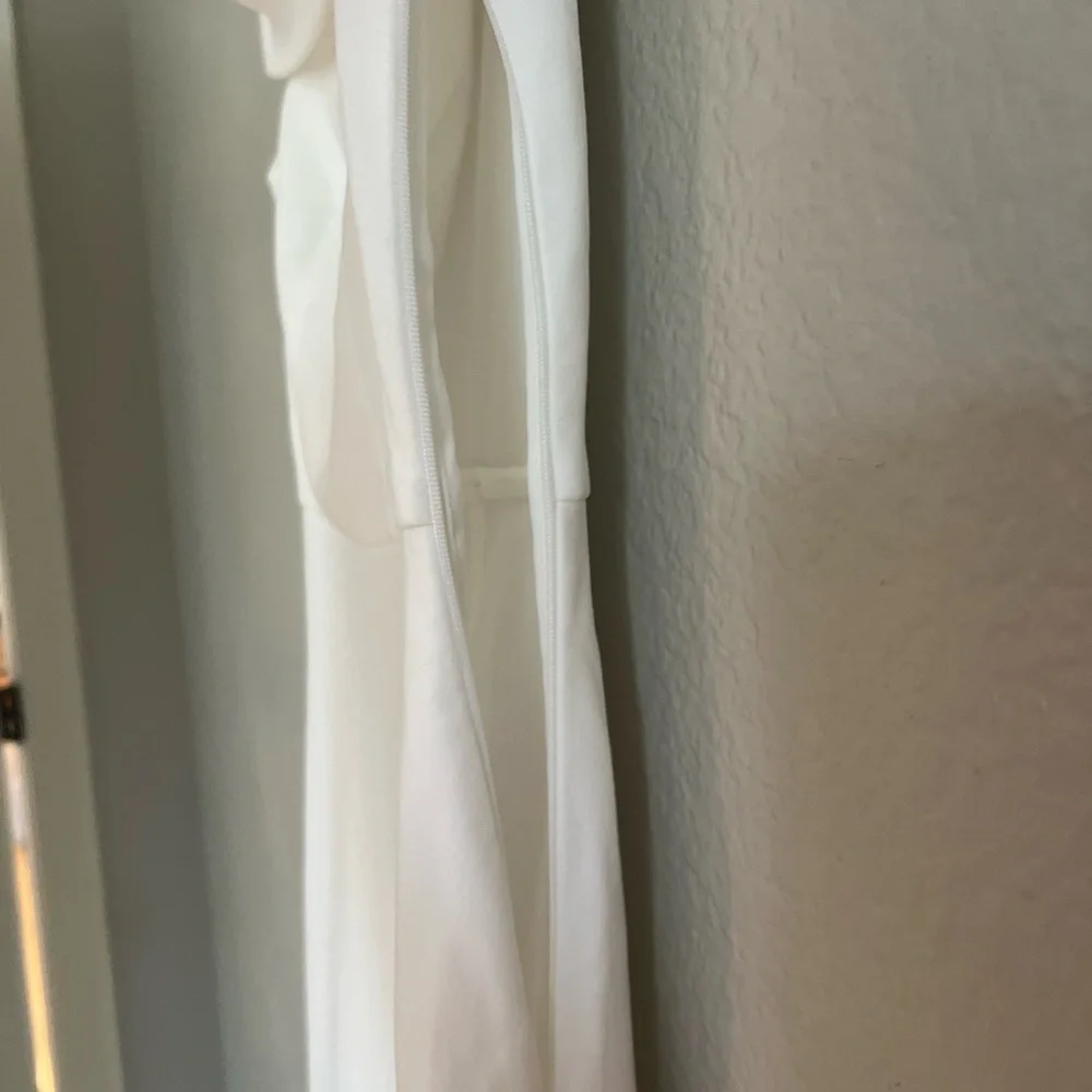 Exceptional Romance White Off-the-Shoulder Mermaid Maxi Dress NWOT_6